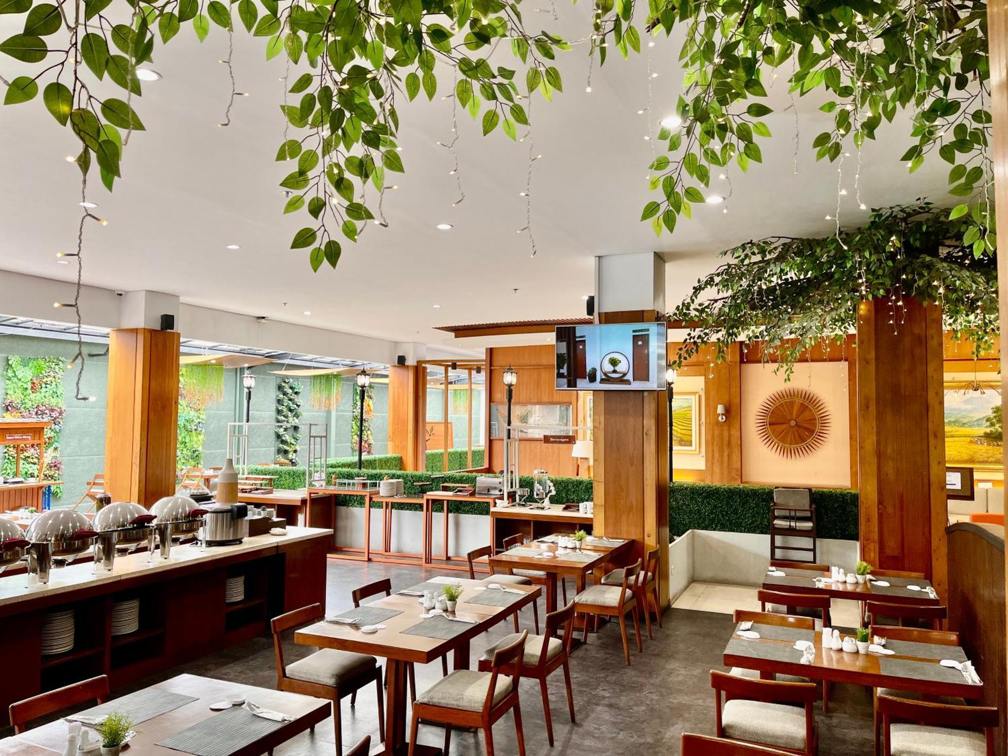 万隆希门吉尼酒店 外观 照片